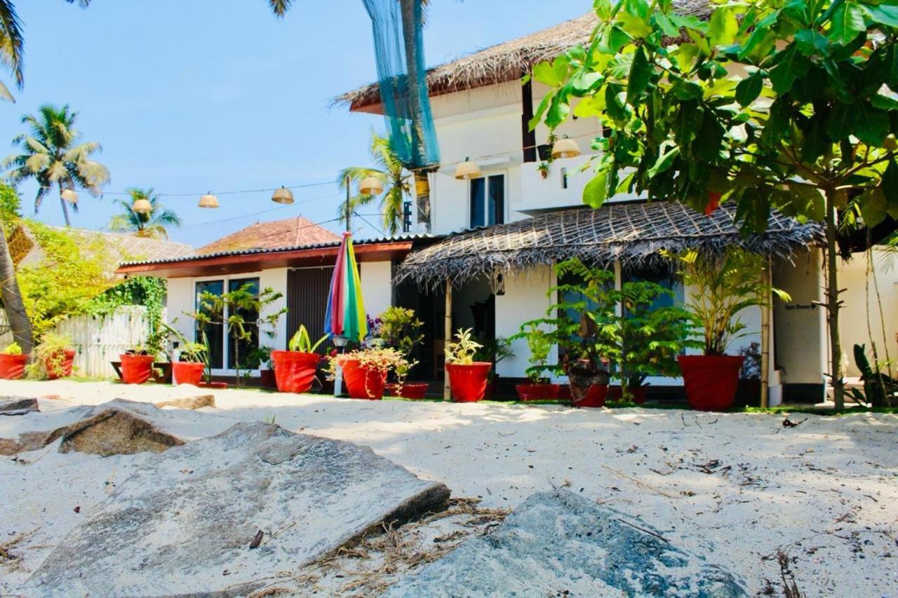Alivious Beach Homestay Alappuzha Экстерьер фото