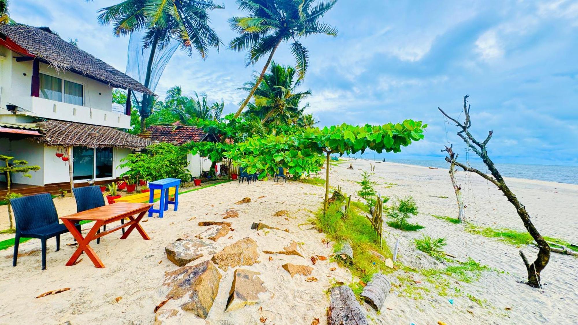 Alivious Beach Homestay Alappuzha Экстерьер фото